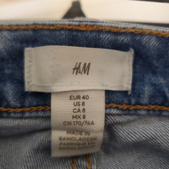 H&M Blue Jeans - Picture 3 of 3
